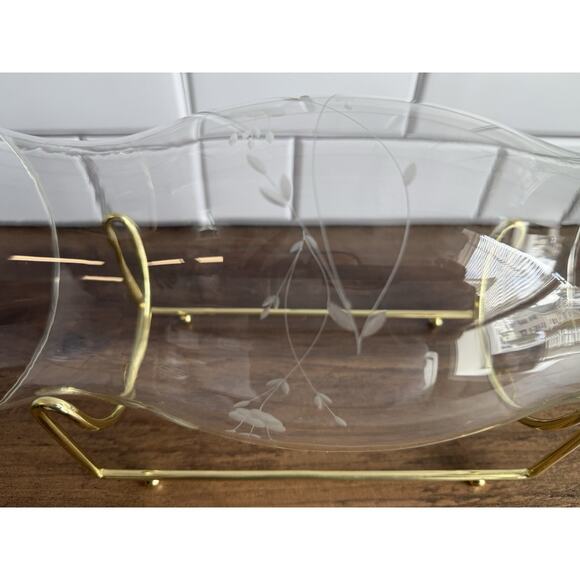 Vintage Hurricane Vase Center Piece With Stand - Picture 2 of 6